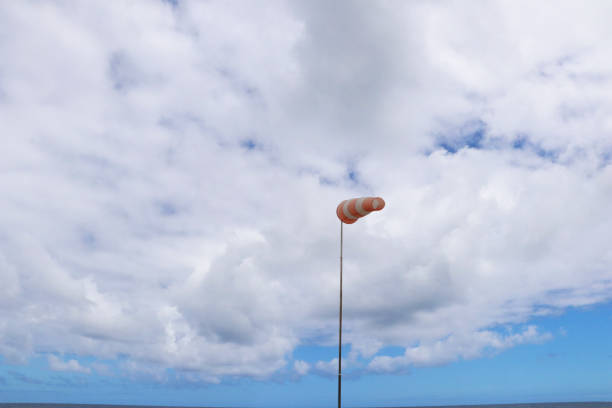 迎风 - yíng fēng